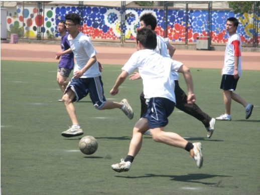 的大门前 的大门前