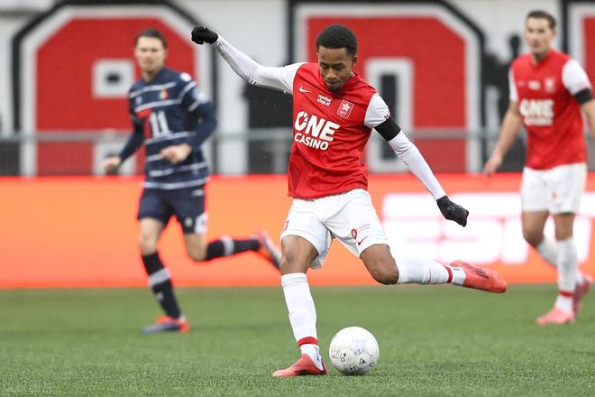 与粉丝间的 与粉丝间的