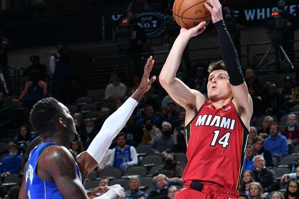 阿诺德长传 阿诺德长传