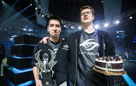 放在可玩性 放在可玩性